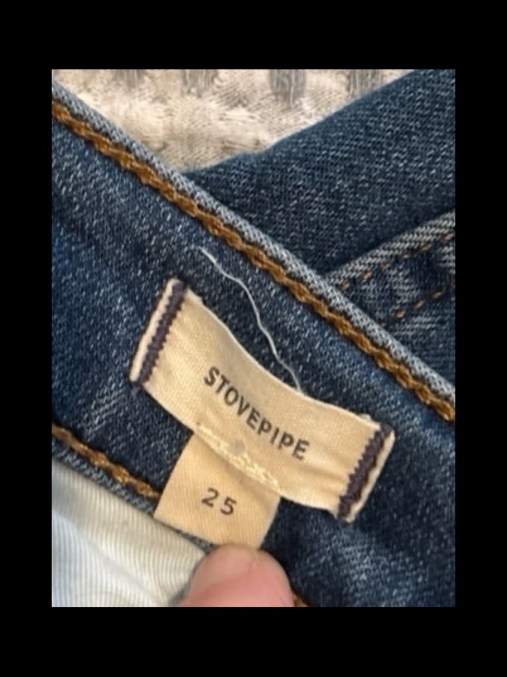 Madewell Classic Women's Blue Jeans - Picture 6 of 6